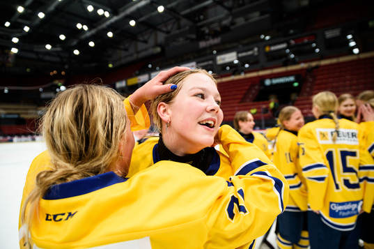 Dalarnas Kajsa Lindmark jublar