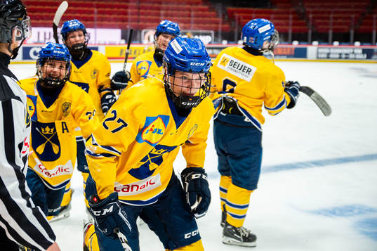 Dalarnas Tillie Ytfeldt jublar