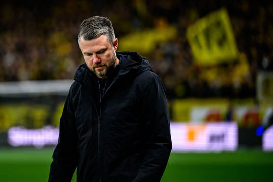 Elfsborgs manager Jimmy Thelin deppar