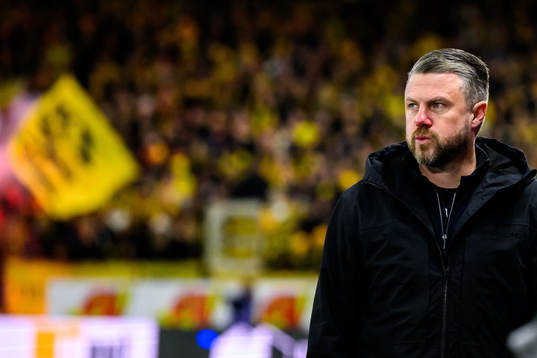 Elfsborgs manager Jimmy Thelin deppar