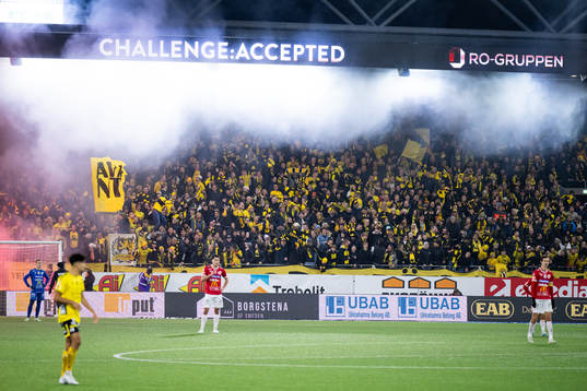 Elfsborgs supportrar på läktaren