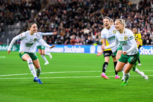 Hammarbys Eva Nyström jublar