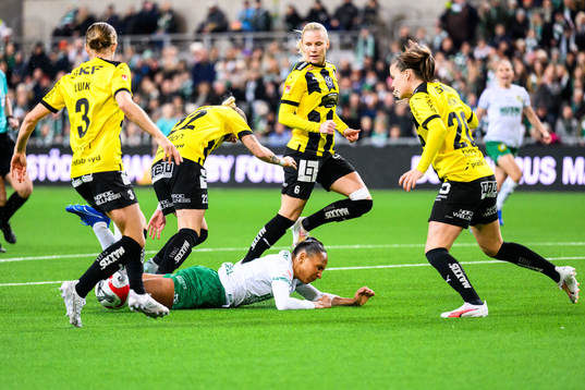 Hammarbys Madelen Janogy och Häckens Marika Bergman Lundin