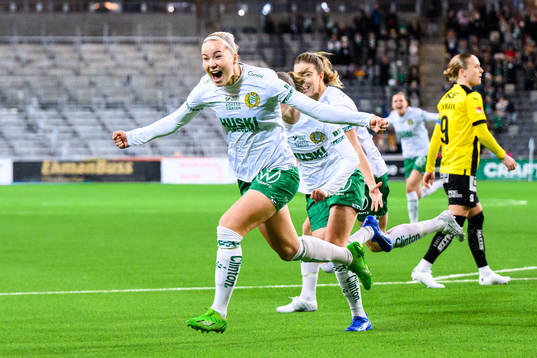 Hammarbys Eva Nyström jublar