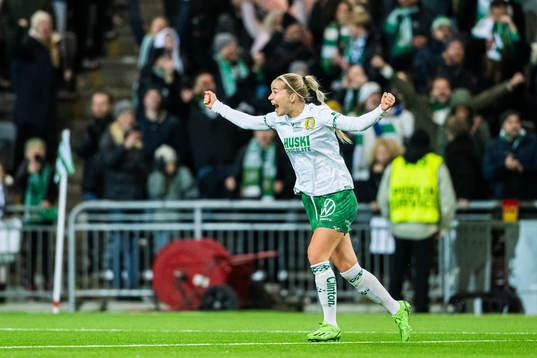 Hammarbys Eva Nyström jublar