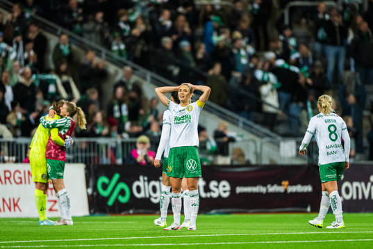 Hammarbys Alice Carlsson jublar