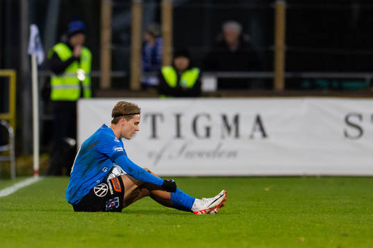 Halmstads Erik Ahlstrand deppar