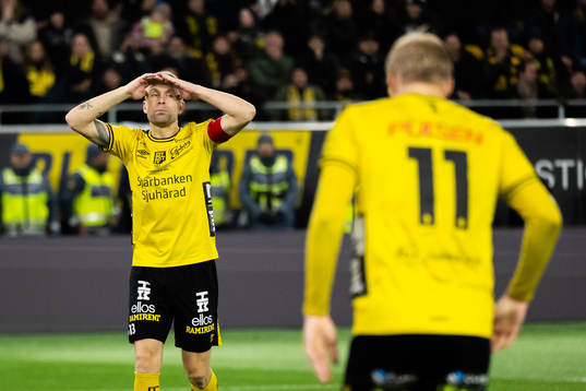 Elfsborgs Johan Larsson deppar