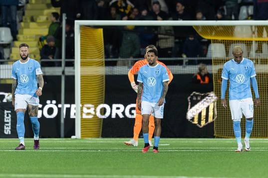 Malmö FFs Pontus Jansson, Sergio Pena och Derek Cornelius