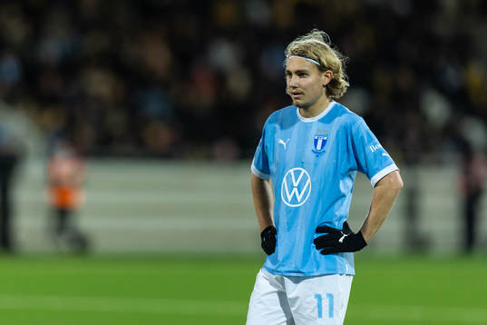 Malmö FFs Sebastian Nanasi deppar