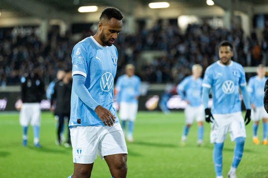 Malmö FFs Isaac Kiese Thelin deppar