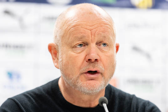 Häckens tränare Per-Mathias Høgmo  på presskonferensen