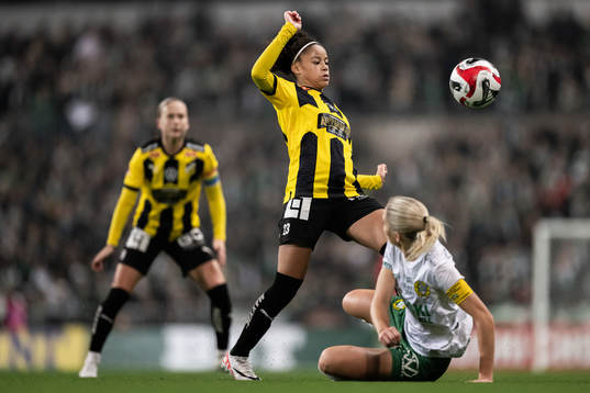 Häckens Felicia Schröder