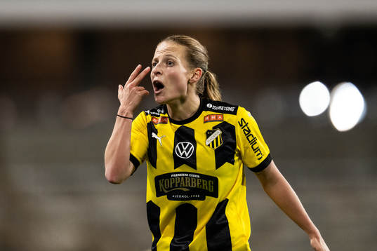 Häckens Anna Anvegård reagerar