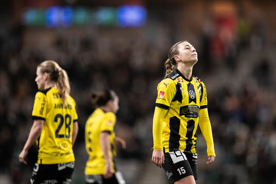 Häckens Alexandra Hellekant deppar