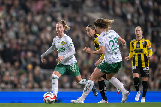 Hammarbys Julia Roddar och Häckens Rosa Kafaji