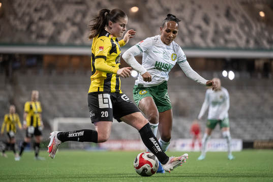 Häckens Hanna Wijk och Hammarbys Madelen Janogy