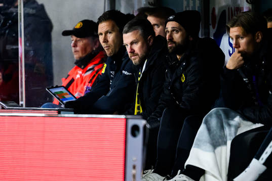 Elfsborgs manager Jimmy Thelin deppar
