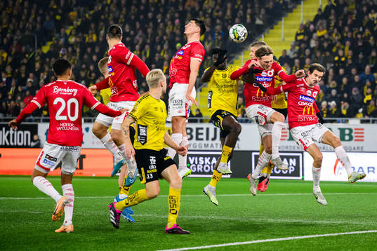 Elfsborgs Sebastian Holmen gör 1-1