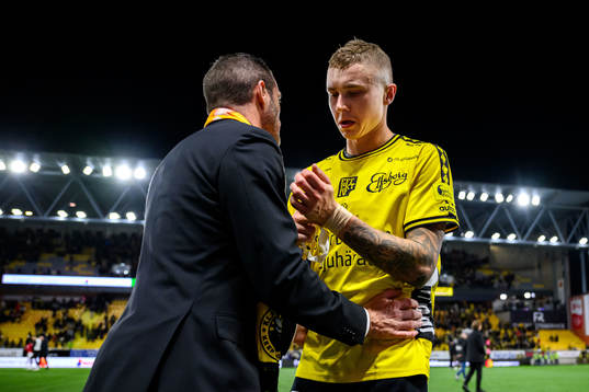 Elfsborgs Sebastian Holmen deppar