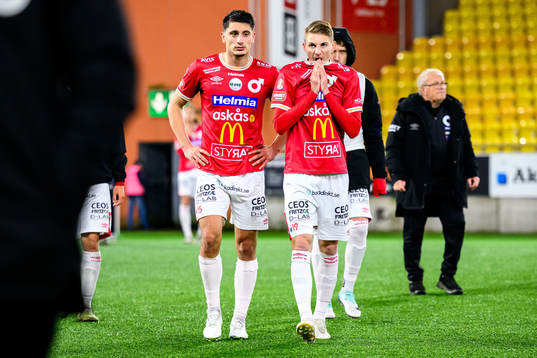 Degerfors Seid Korac och Jamie Bichis deppar