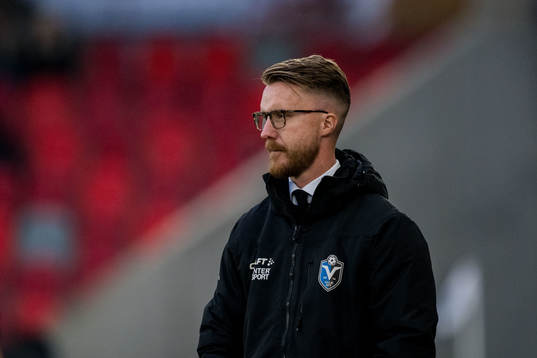 Växjö DFFs huvudtränare Olof Unogård