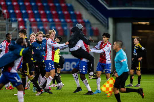 Players of KFUM celebrates promotion to the Eliteserien