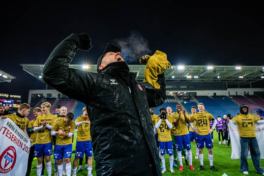 Johannes Moesgaard, head coach of KFUM, celebrates