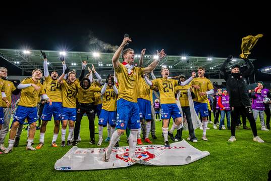 Remi-André Svindland of KFUM celebrates promotion to the