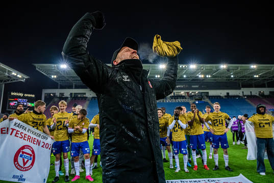Johannes Moesgaard, head coach of KFUM, celebrates