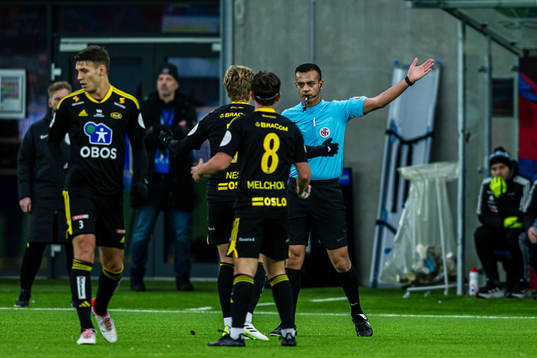 Mohammad Hafezi, referee