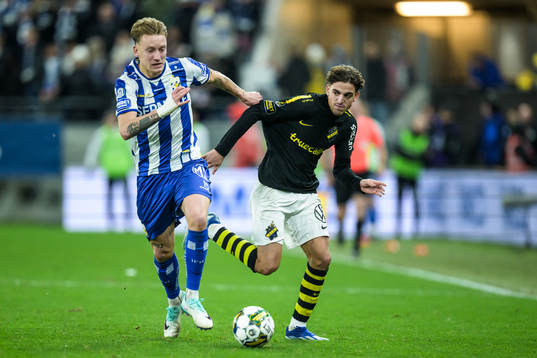 IFK Göteborgs Sebastian Hausner och AIKs Taha Ayari
