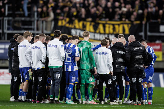 IFK Göteborgs spelare samlas