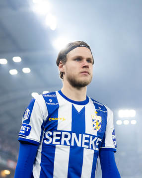 IFK Göteborgs Gustaf Norlin innan  fotbollsmatchen i