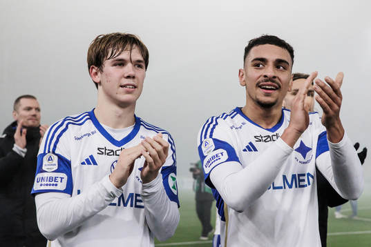 IFK Norrköpings Ture Sandberg och Moutaz Neffati jublar