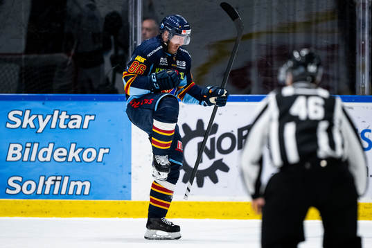 Djurgårdens Linus Klasen jublar