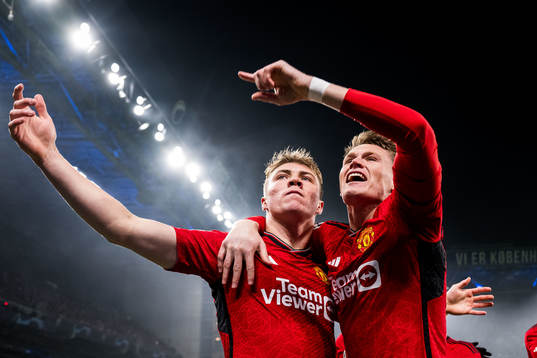 Rasmus Højlund and Scott McTominay of Manchester United