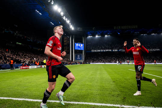 Rasmus Højlund of Manchester United celebrates