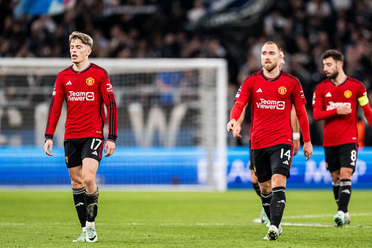 Alejandro Garnacho and Christian Eriksen of Manchester