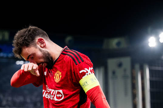 Bruno Fernandes of Manchester United looks dejected