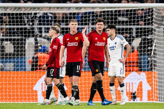 Rasmus Højlund and Harry Maguire of Manchester United