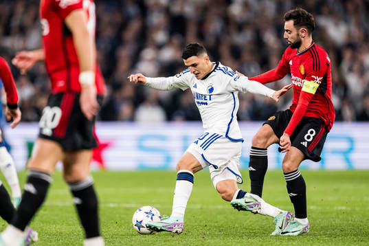 Mohamed Elyounoussi of FC Copenhagen and Bruno Fernandes of