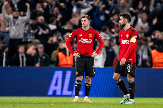 Mason Mount and Bruno Fernandes of Manchester United looks