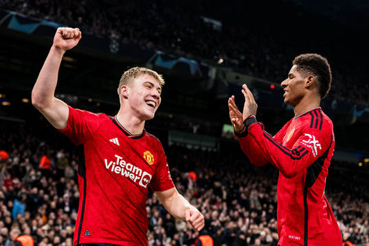 Rasmus Højlund and Marcus Rashford of Manchester United