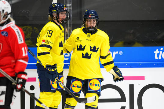 Sara Hjalmarsson of Sweden celebrates scoring 1-2