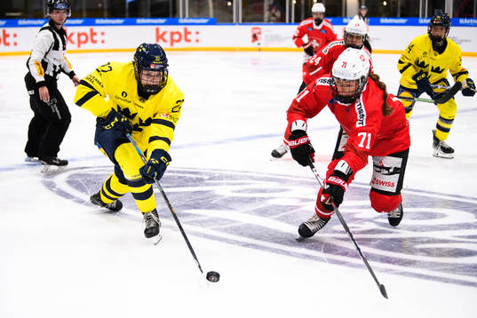 Hanna Thuvik of Sweden and Lena Marie Lutz of Switzerland