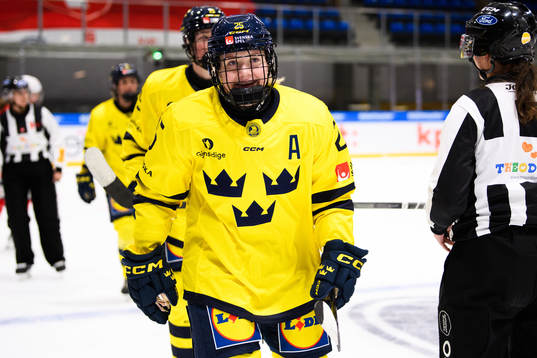Lina Ljungblom of Sweden celebrates scoring 0-1