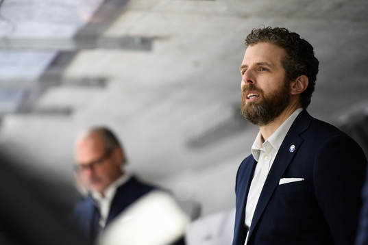 Head coach Ulf Lundberg of Sweden