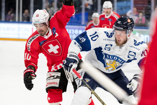Andres Ambühl #10, SUI, Kristian Vesalainen #10, FIN
