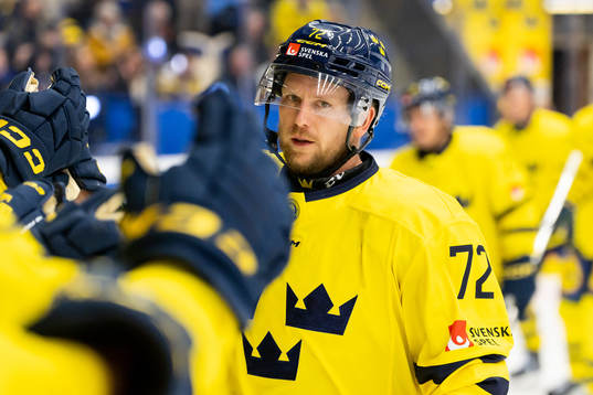 Tim Heed of Sweden celebrates